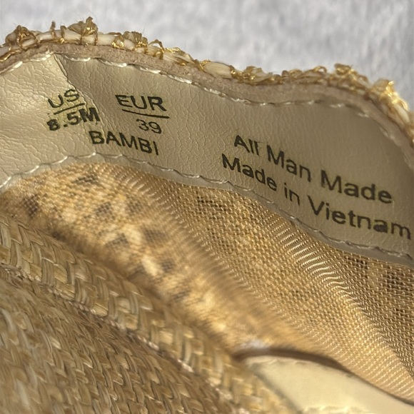 🔥🔥🔥Sam Edelman Cream Raffia Slide Sandals Size: 8.5🔥🔥🔥 - Picture 9 of 11